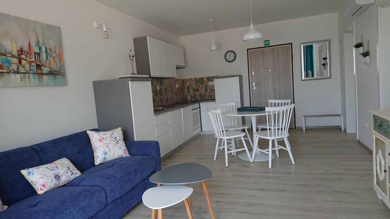 Roza Daire Cres Dış mekan fotoğraf