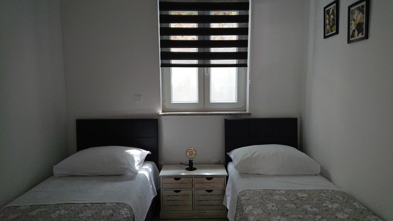 Roza Daire Cres Dış mekan fotoğraf
