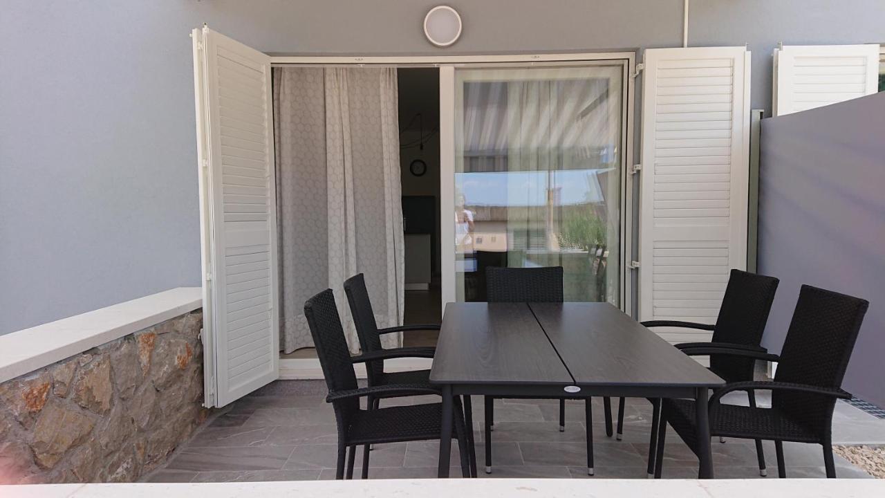 Roza Daire Cres Dış mekan fotoğraf
